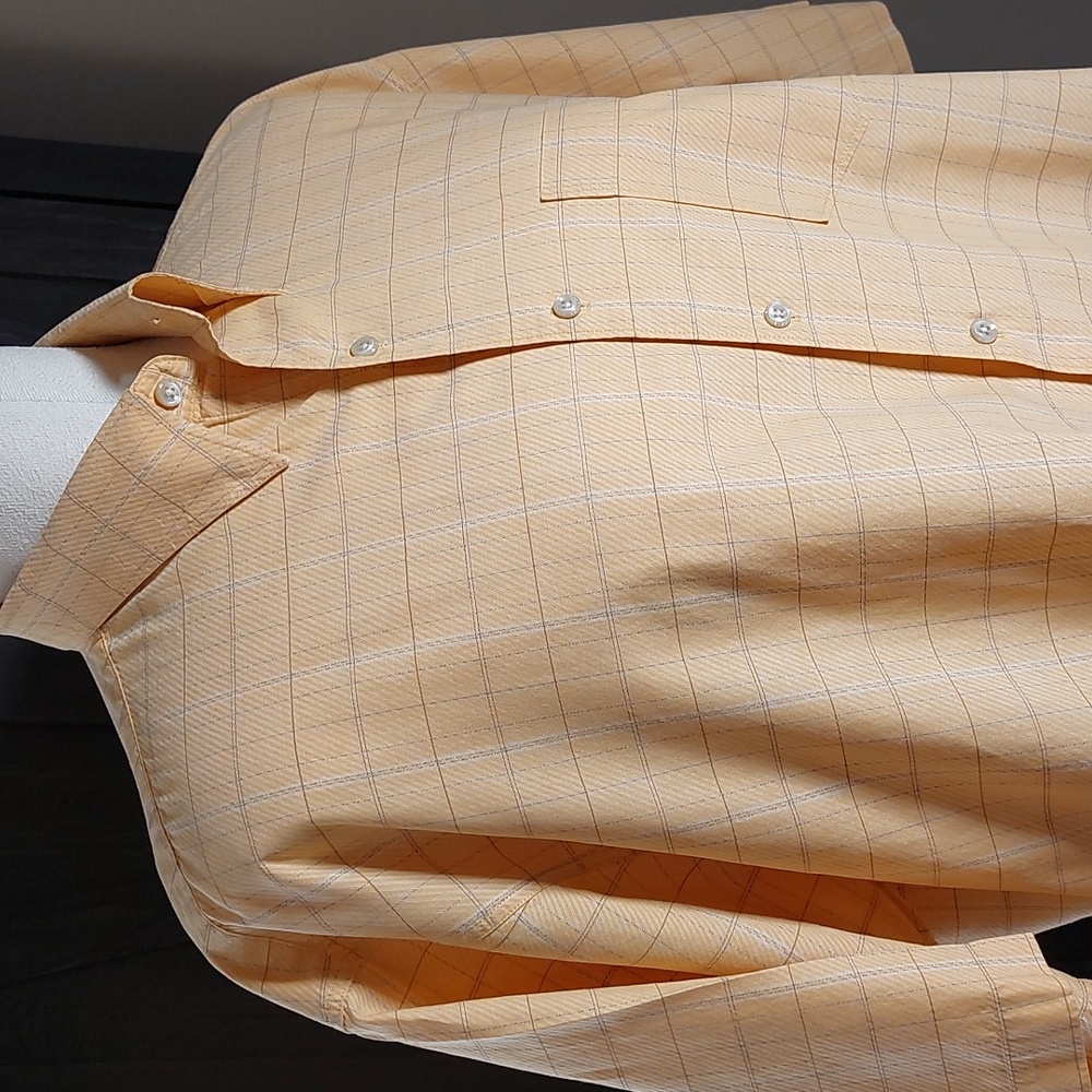 Bill Blass short sleeve button up gold cotton shirt XL